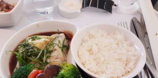 5 Reasons Why You Eat More When Flying