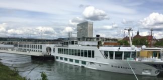 Uniworld SS River Empress: Opulence and Luxury At Its Best Uniworld SS River Empress