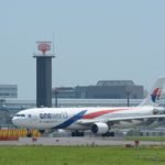 Malaysia_Airlines_Airbus_A330-300_9M-MTE_NRT_(15633734883)