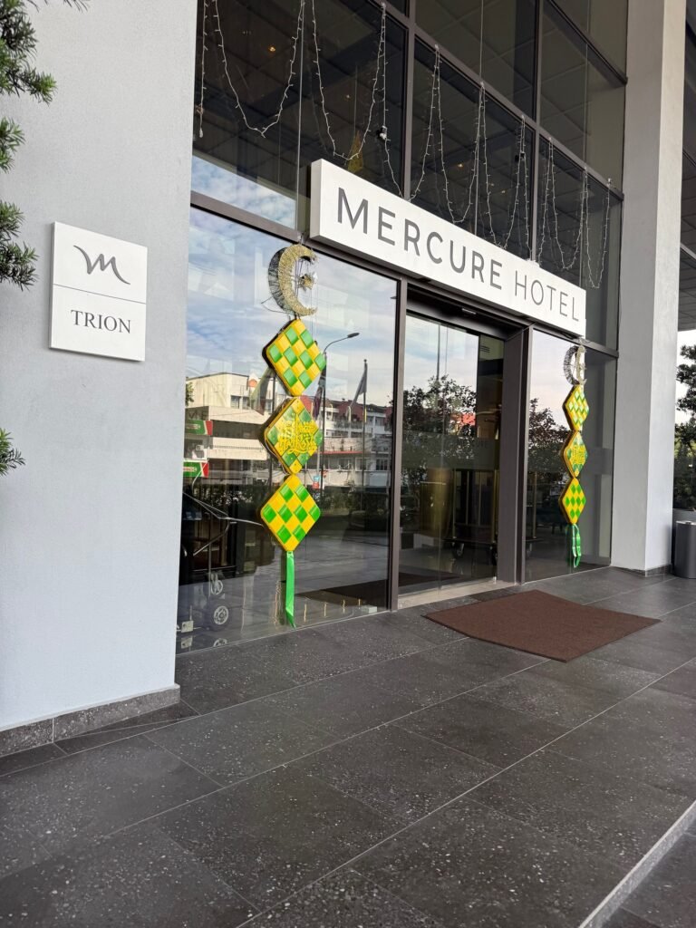 Hotel Review: Mercure Trion Hotel, Kuala Lumpur 1 The Seat in the Middle 1