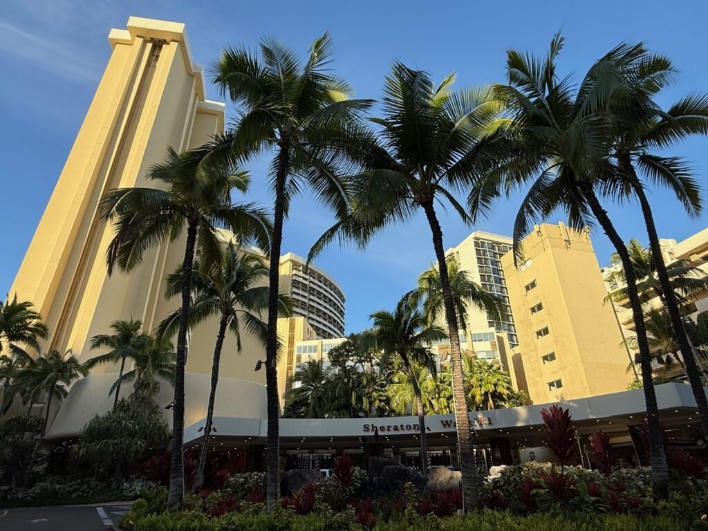 Hotel Review: Sheraton Waikiki Resort Honolulu 1 The Seat in the Middle 1