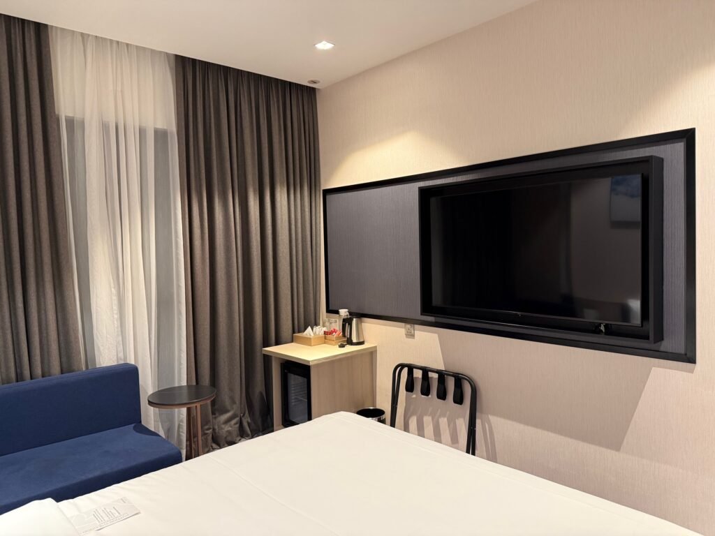 Hotel Review: Mercure Trion Hotel, Kuala Lumpur 10 The Seat in the Middle 10