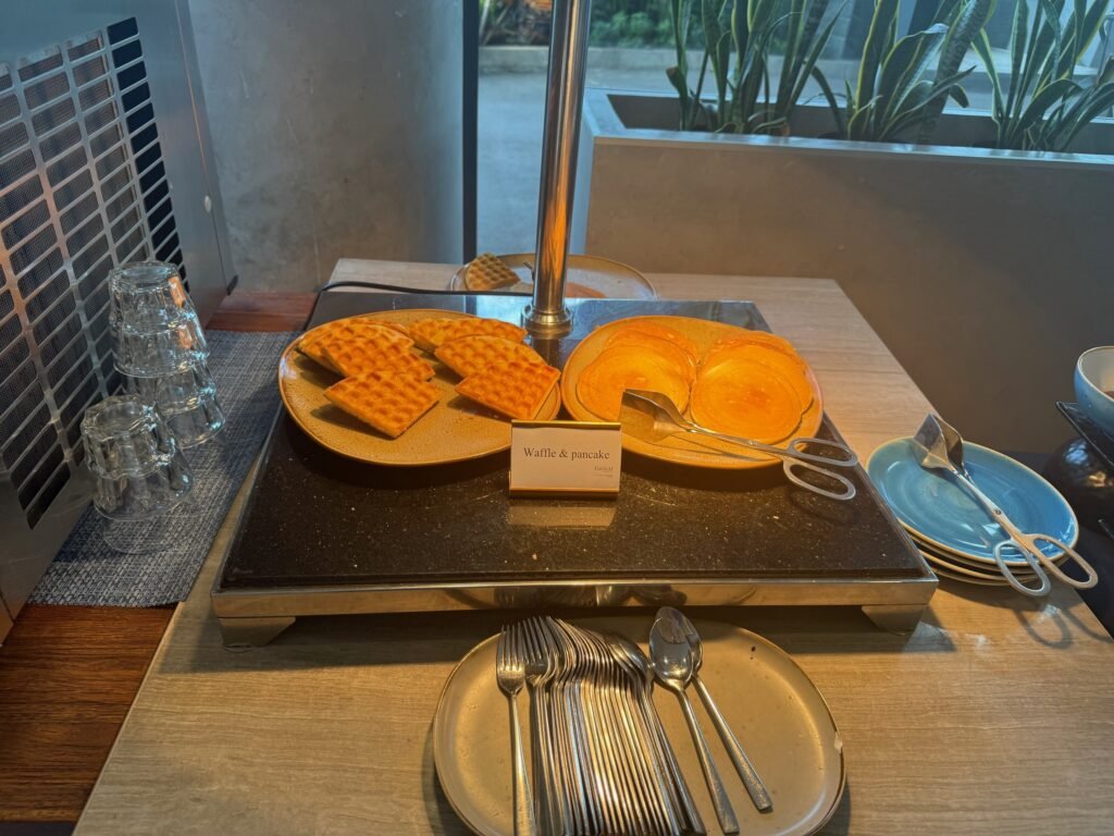Hotel Review: Fairfield by Marriott Jakarta Soekarno-Hatta International Airport 18 The Seat in the Middle 18