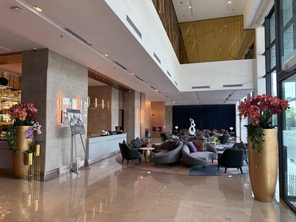 Hotel Review: Mercure Trion Hotel, Kuala Lumpur 3 The Seat in the Middle 3