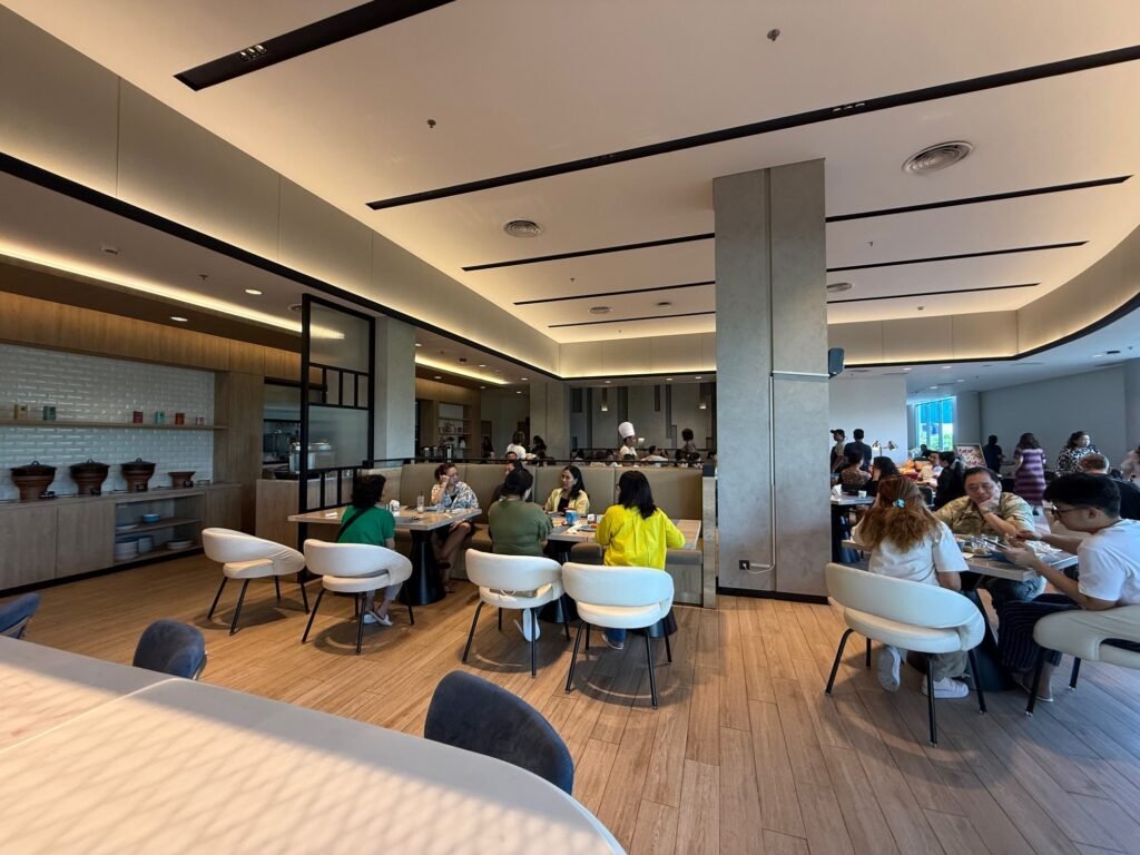 Hotel Review: Fairfield by Marriott Jakarta Soekarno-Hatta International Airport 13 The Seat in the Middle 13