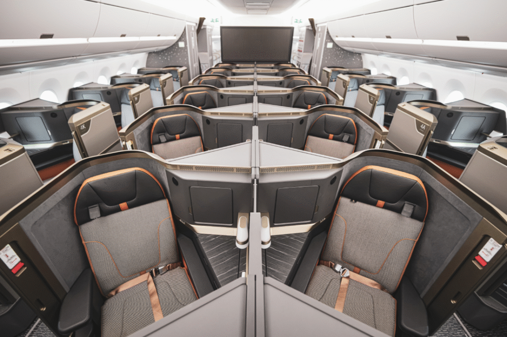 If You Had to Pick One: Starlux or China Southern for Oneworld? 1 The Seat in the Middle 1