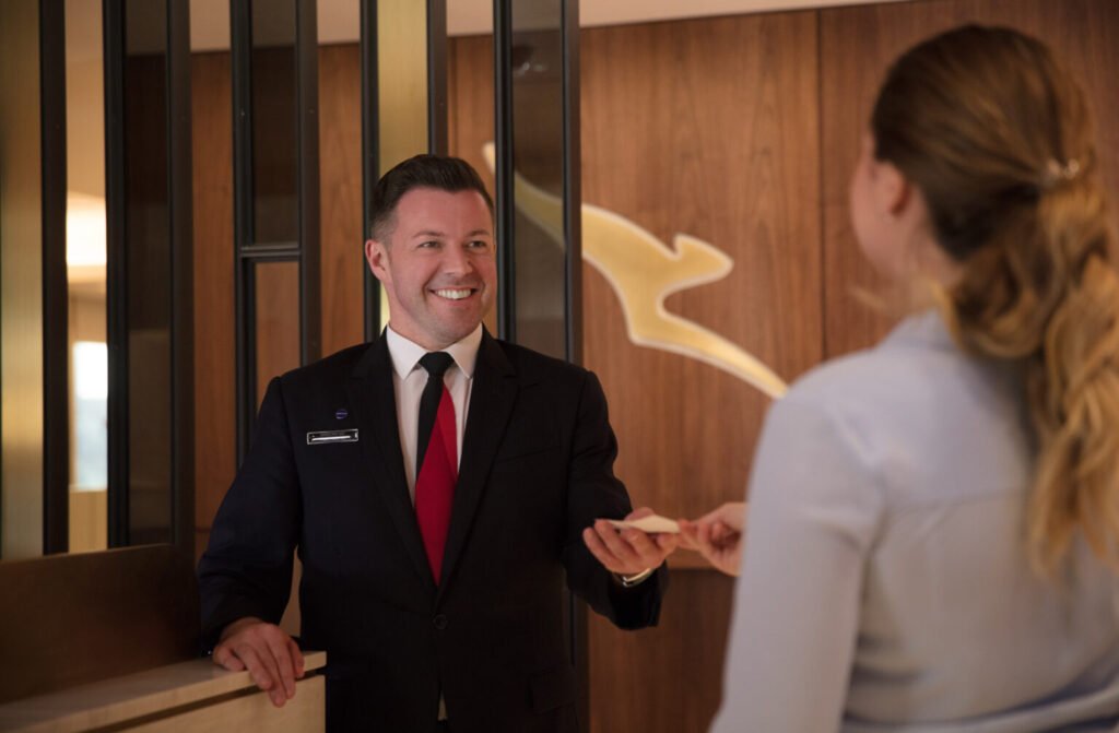 Qantas Double Status Credits is back! 3 The Seat in the Middle 3