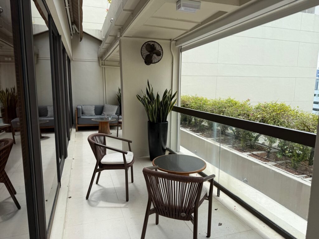 The Seat in the Middle 16