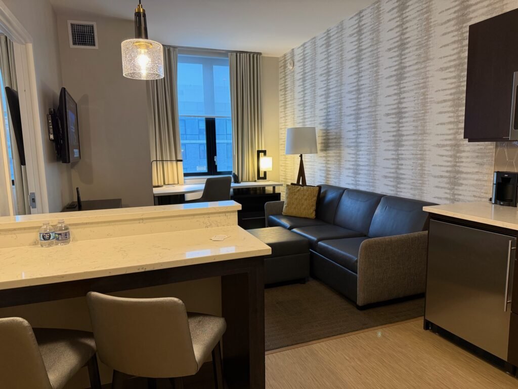 The Seat in the Middle 3