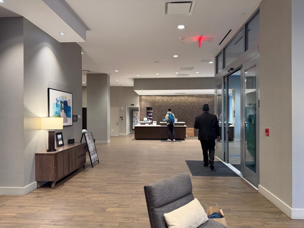 The Seat in the Middle 1