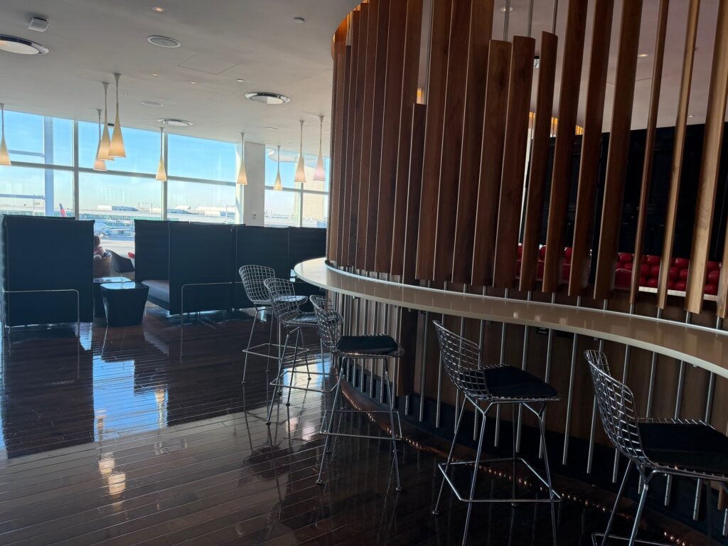 The Seat in the Middle 8