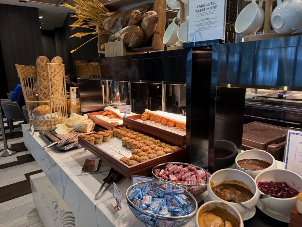 The Seat in the Middle 24