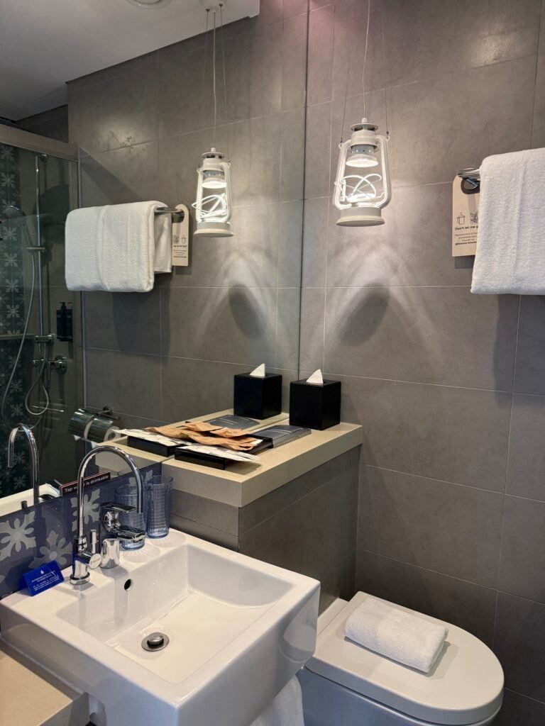 The Seat in the Middle 9