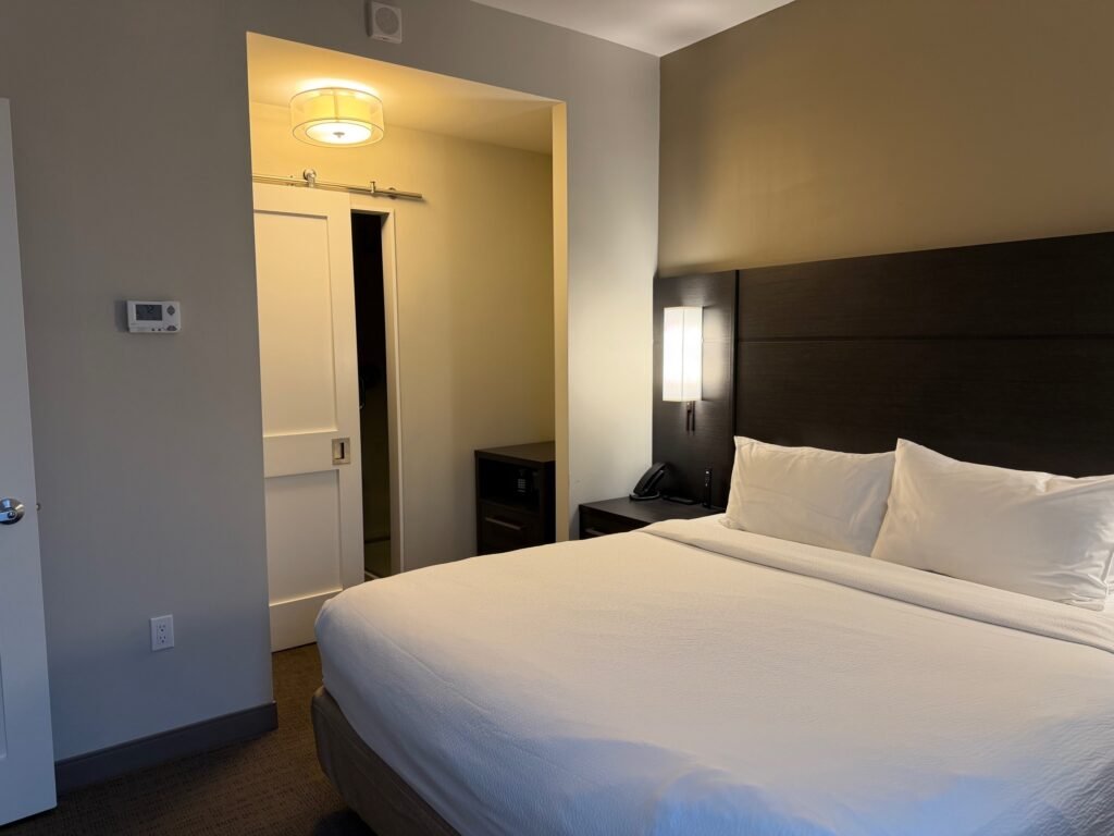 The Seat in the Middle 6