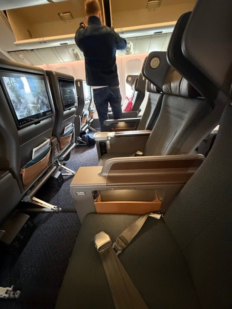 Flight Review: Cathay Pacific Aria Suite CX453/4 Premium Economy 2 The Seat in the Middle 2