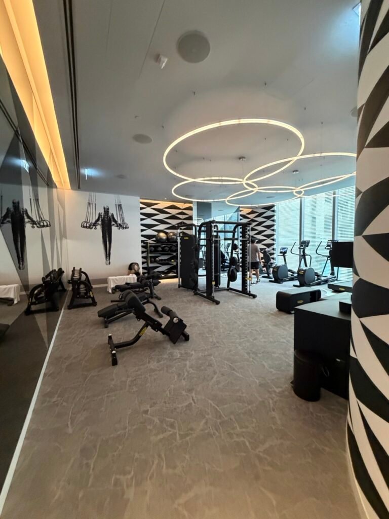 The Seat in the Middle 23