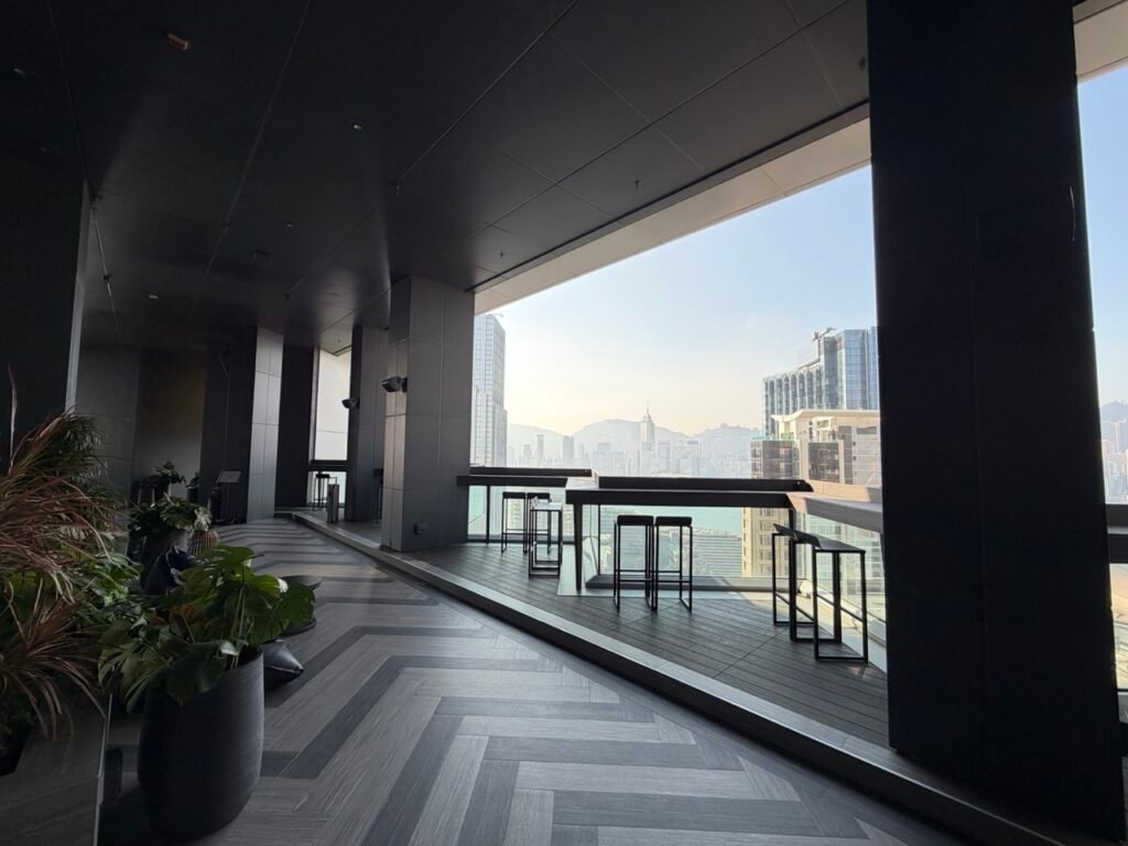 The Seat in the Middle 32