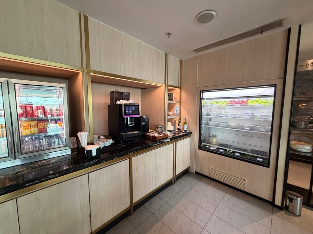 The Seat in the Middle 8