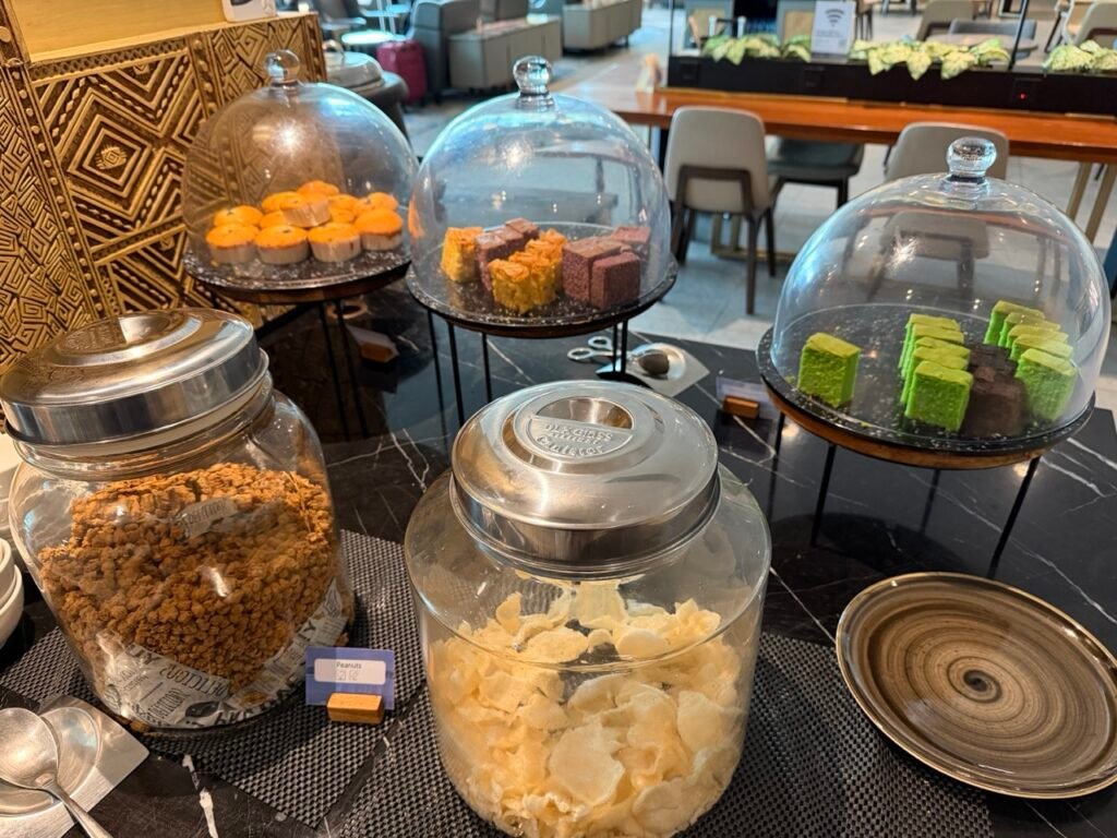 The Seat in the Middle 3