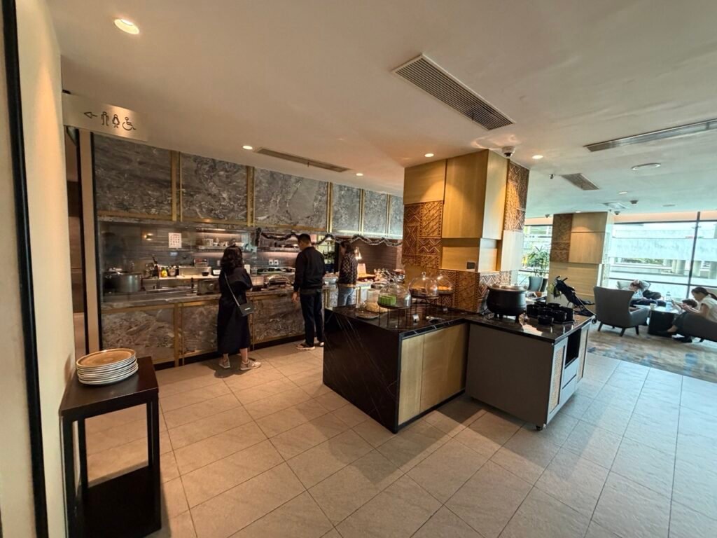 The Seat in the Middle 7