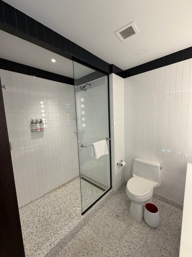 The Seat in the Middle 15