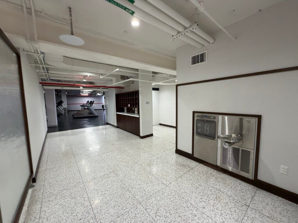 The Seat in the Middle 26