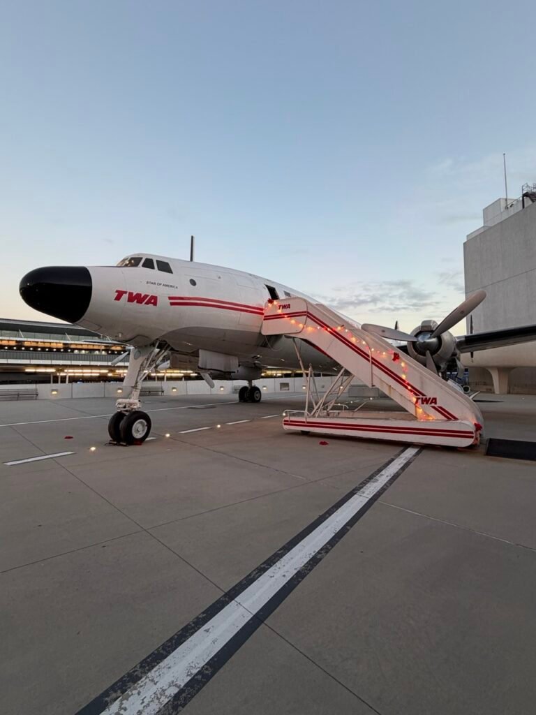 The Seat in the Middle 21