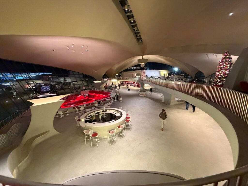 The Seat in the Middle 20