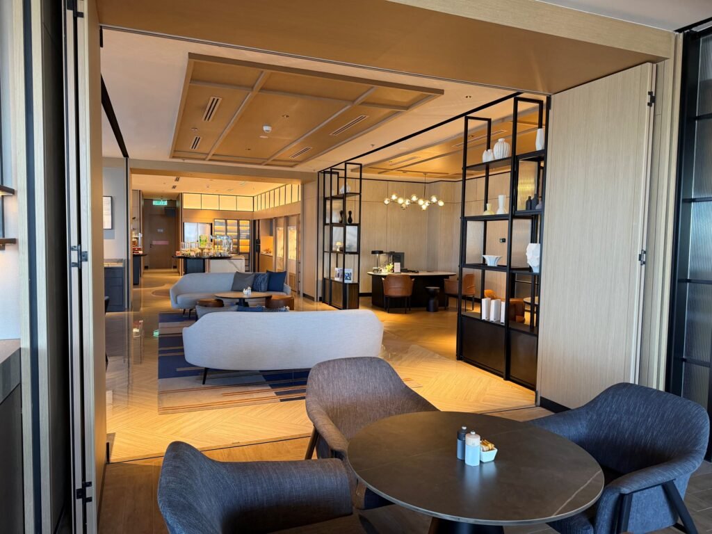 The Seat in the Middle 16