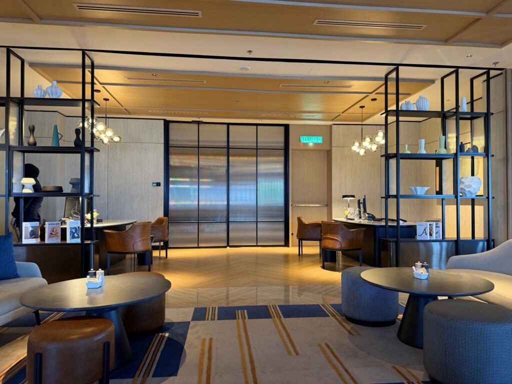 The Seat in the Middle 14