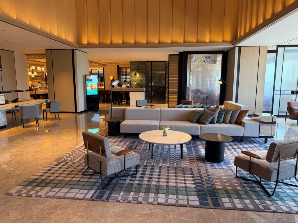 The Seat in the Middle 3