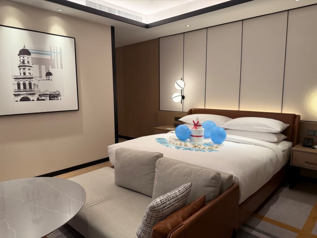 The Seat in the Middle 7