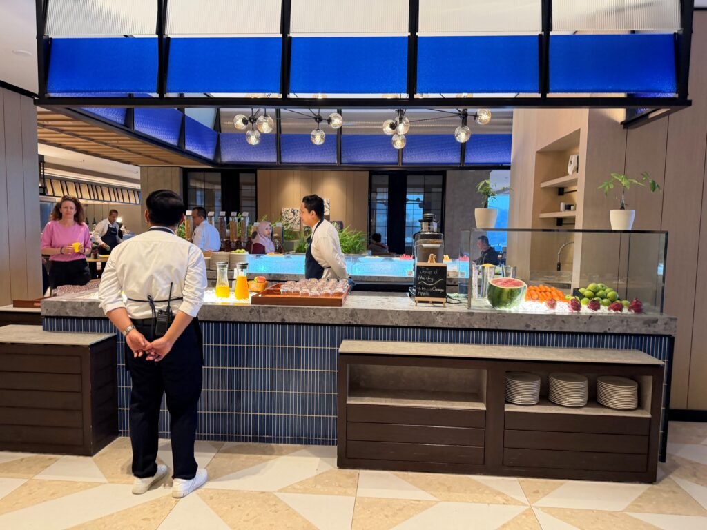 The Seat in the Middle 25