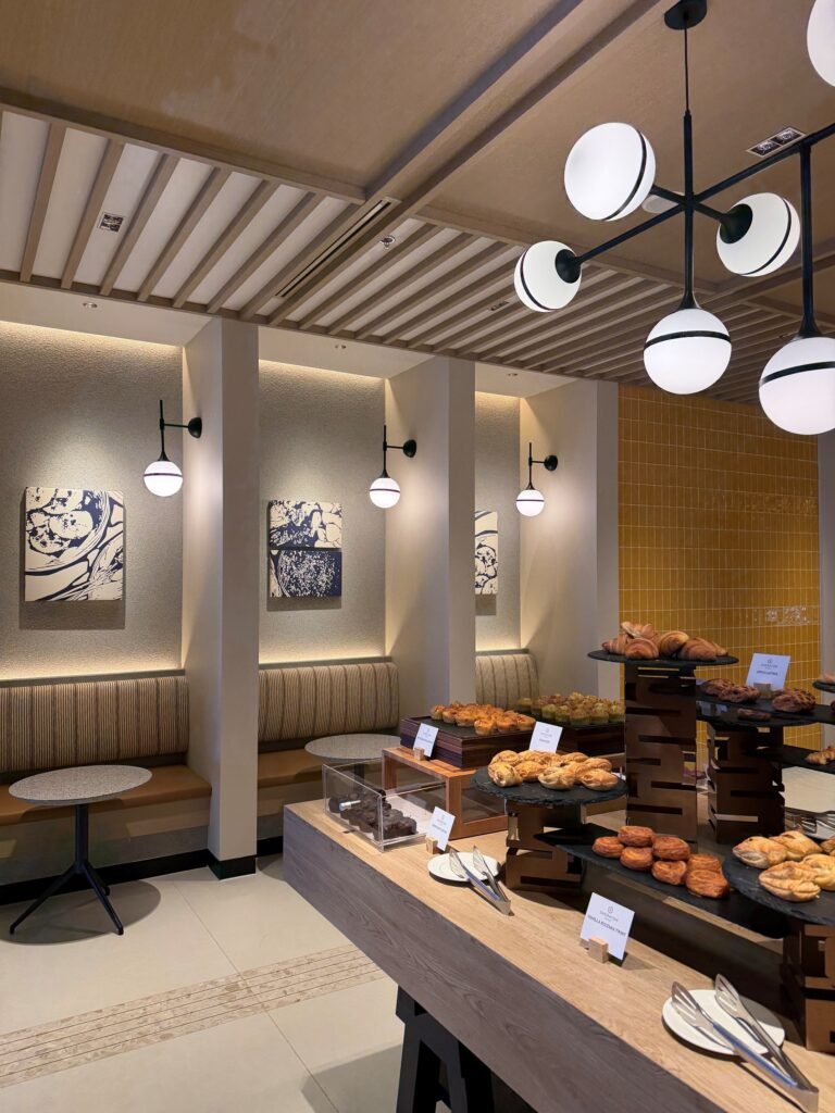 The Seat in the Middle 24