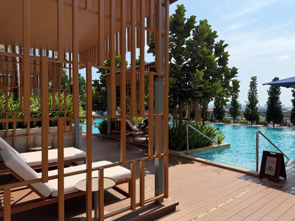 The Seat in the Middle 29