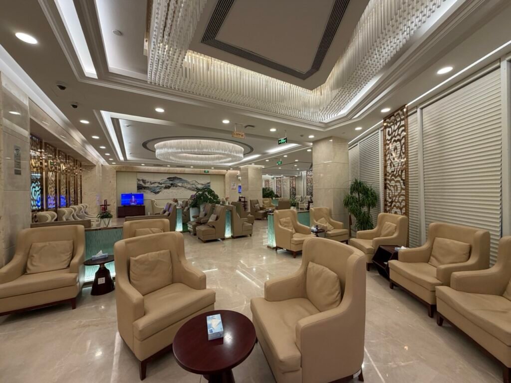 The Seat in the Middle 5