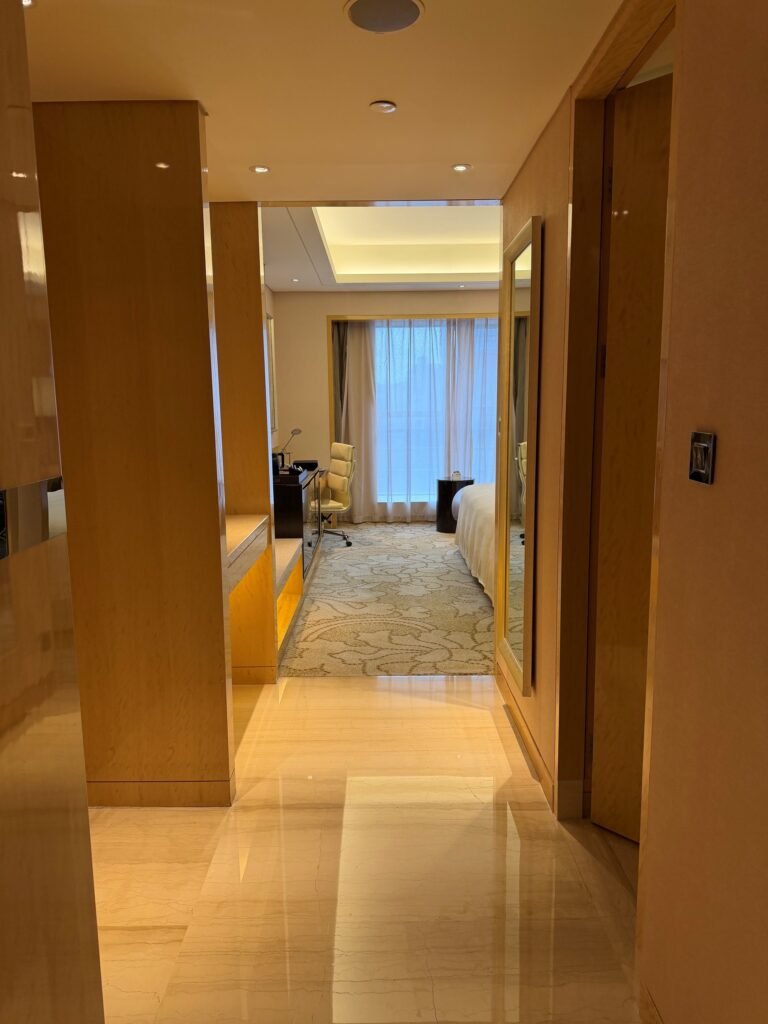 Hotel Review: Hilton Xian 6 The Seat in the Middle 6