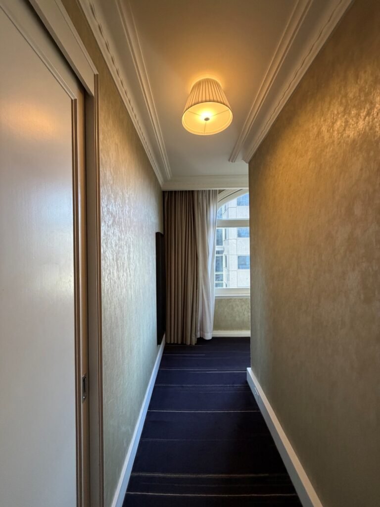 Hotel Review: InterContinental Melbourne 5 The Seat in the Middle 5