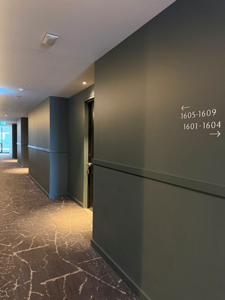 Hotel Review: Crowne Plaza Adelaide 5 The Seat in the Middle 5