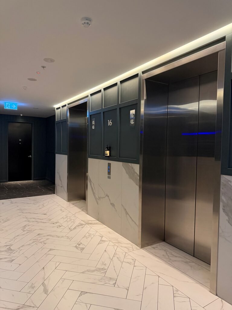Hotel Review: Crowne Plaza Adelaide 6 The Seat in the Middle 6