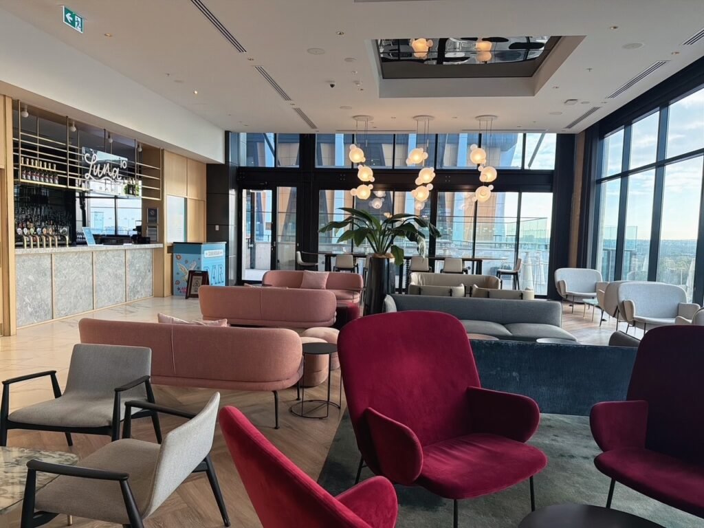 Hotel Review: Crowne Plaza Adelaide 18 The Seat in the Middle 18