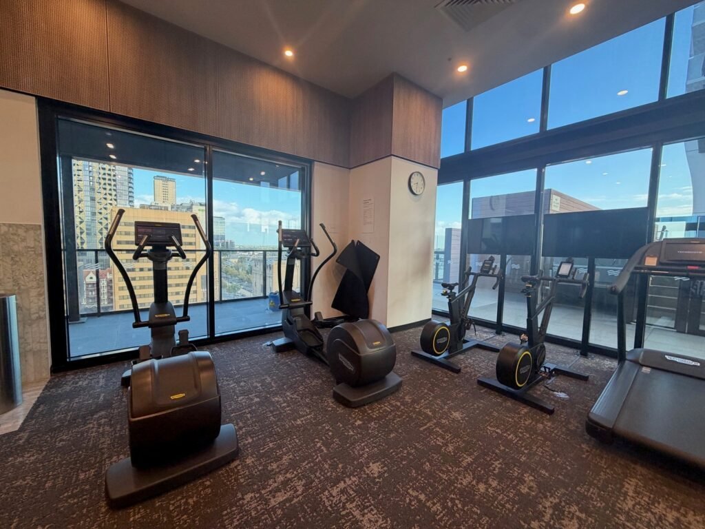 Hotel Review: Crowne Plaza Adelaide 15 The Seat in the Middle 15