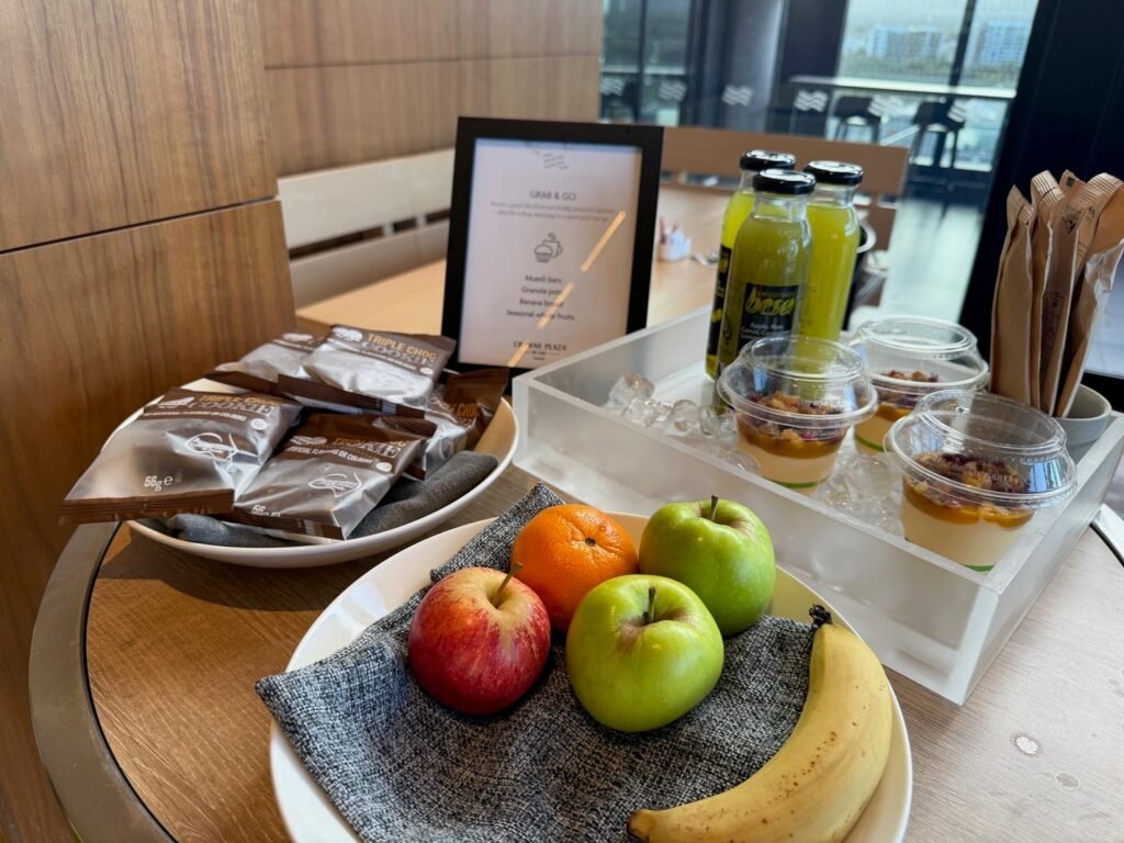 Hotel Review: Crowne Plaza Adelaide 8 The Seat in the Middle 8