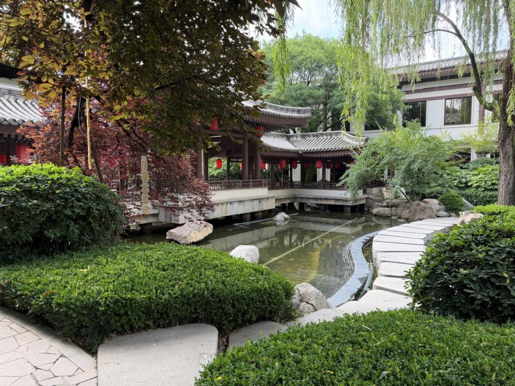 Hotel Review: Hualuxe Xian Tanghua Hotel, Xian 7 The Seat in the Middle 7