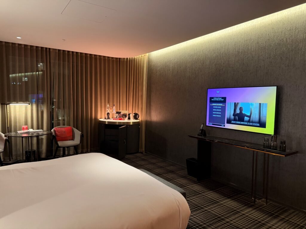 Hotel Review: W Melbourne 5 The Seat in the Middle 5