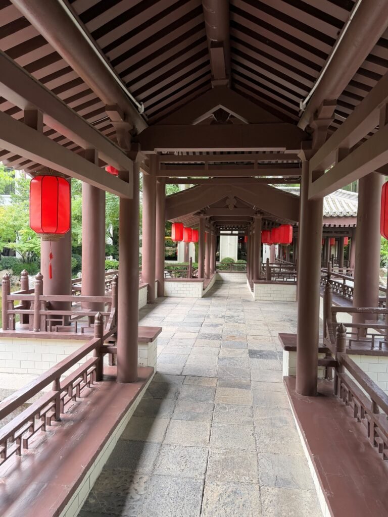 Hotel Review: Hualuxe Xian Tanghua Hotel, Xian 8 The Seat in the Middle 8