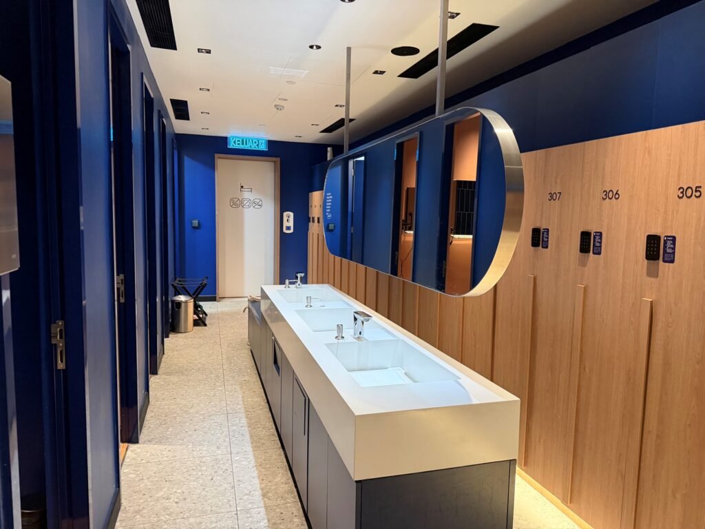 Hotel Review: Kepler Club, Kuala Lumpur KLIA International Airport 5 The Seat in the Middle 5