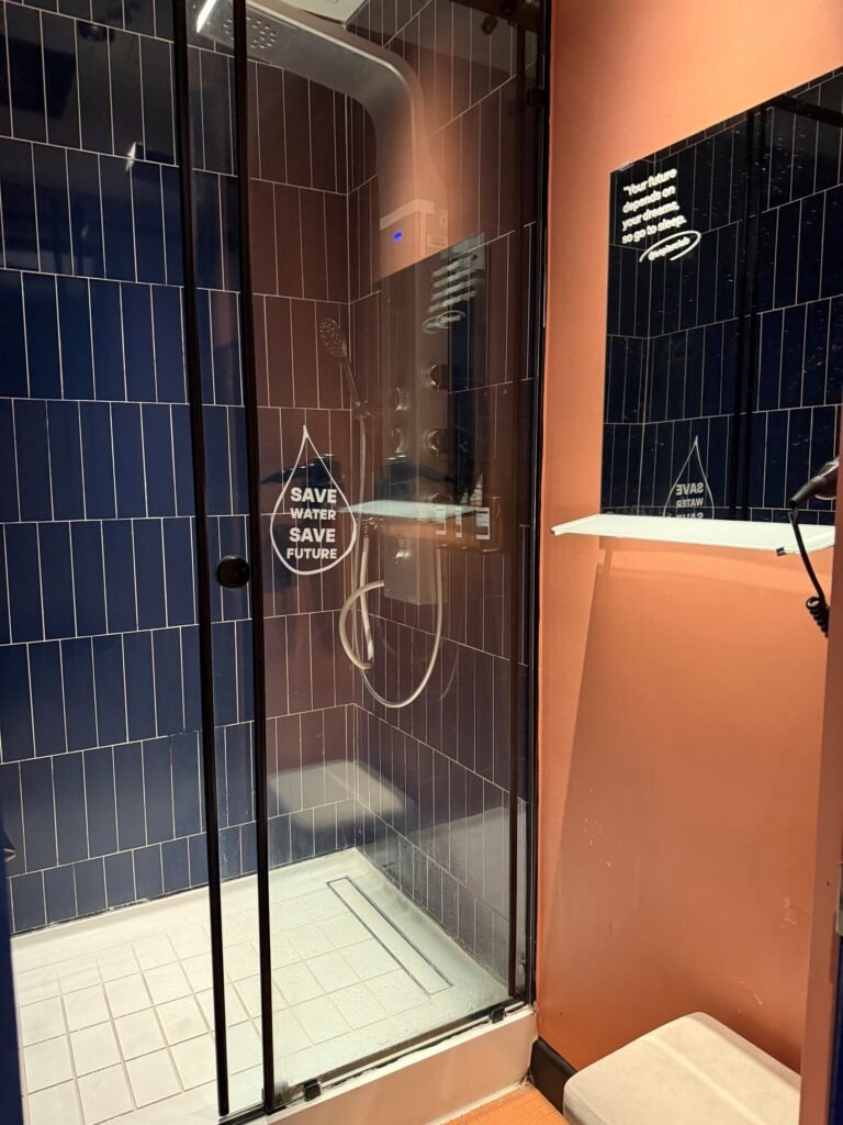 Hotel Review: Kepler Club, Kuala Lumpur KLIA International Airport 8 The Seat in the Middle 8