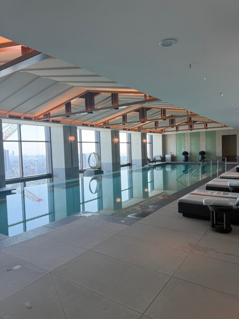 Hotel Review: Waldorf Astoria Osaka 15 The Seat in the Middle 15