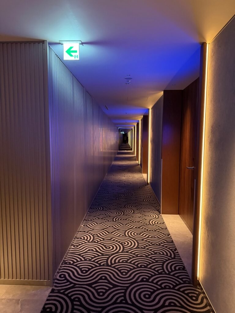 Hotel Review: W Osaka 6 The Seat in the Middle 6
